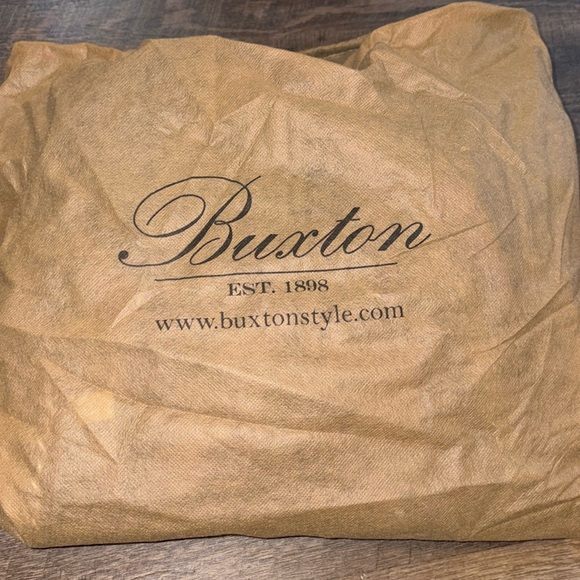 Buxton Purse - Picture 2 of 7